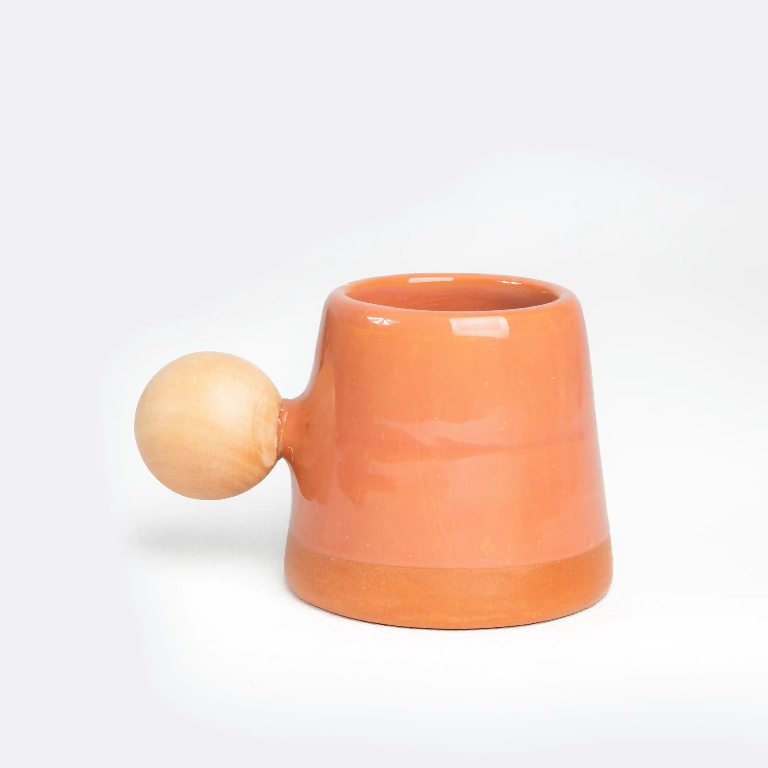 ماگ دسته چوبی نارنجی